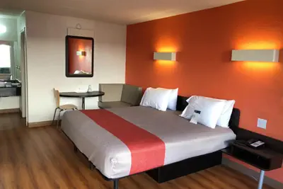Photo 5 - Motel 6-Brunswick, GA