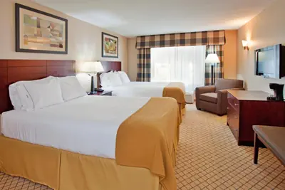 Photo 5 - Holiday Inn Express Hotel & Suites Wichita Airport by IHG