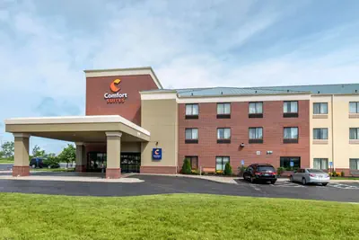 Photo 2 - Comfort Suites Speedway - Kansas City