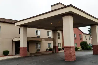 Photo 3 - FairBridge Inn & Suites Batavia-Darien Amusement Park