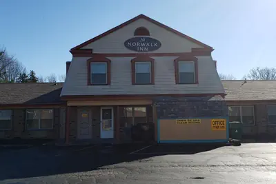 Photo 2 - Norwalk Inn
