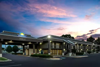 Photo 2 - Days Inn by Wyndham Wilson