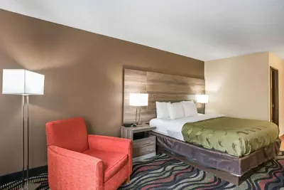 Photo 2 - Quality Inn Cedar Rapids South