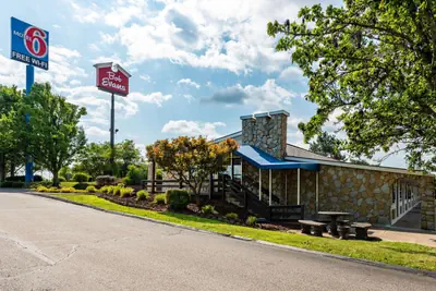 Photo 4 - Motel 6-Mansfield, OH