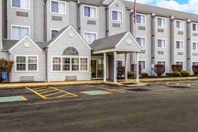 Photo 4 - Quality Inn & Suites North Lima - Boardman