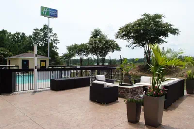 Photo 4 - Holiday Inn Express Hotel & Suites Blythewood by IHG