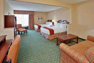 Photo 3 - Holiday Inn Express Hotel & Suites Cape Girardeau I-55 by IHG