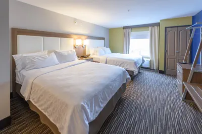 Photo 4 - Holiday Inn Express & Suites Jamestown by IHG