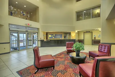 Photo 2 - Holiday Inn Express Hotel & Suites Grove City by IHG