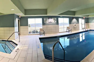 Photo 5 - Holiday Inn Express & Suites - Rantoul by IHG
