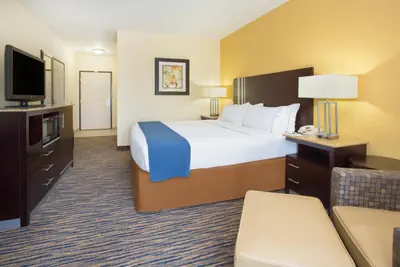 Photo 4 - Holiday Inn Express & Suites Denver North - Thornton by IHG