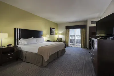 Photo 5 - Holiday Inn Express Conway by IHG