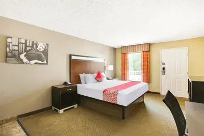 Photo 4 - OYO Hotel Texarkana Trinity AR Hwy I-30