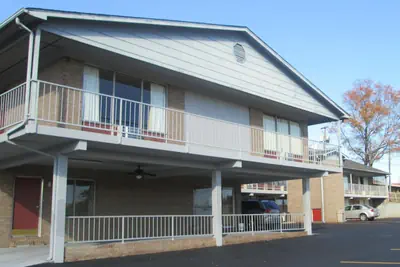 Photo 4 - Budgetel Inn & Suites
