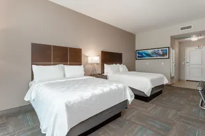 Photo 4 - Holiday Inn & Suites - Jefferson City by IHG