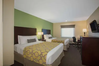Photo 3 - Baymont by Wyndham Jefferson City