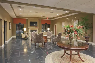 Photo 2 - Holiday Inn Express & Suites Carbondale - University Area