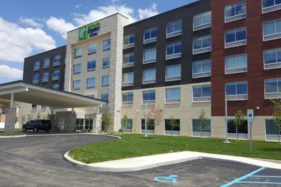 Photo 4 - Holiday Inn Express & Suites Toledo West by IHG
