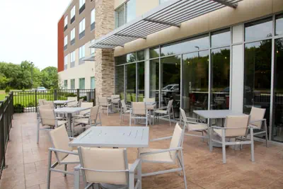 Photo 5 - Holiday Inn Express & Suites Oswego by IHG