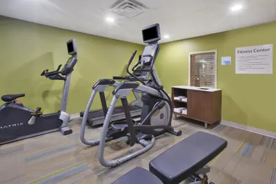 Photo 5 - Holiday Inn Express Tiffin by IHG
