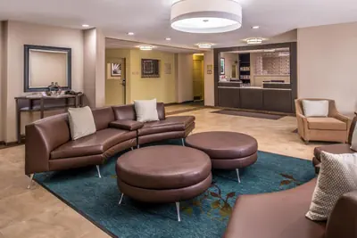 Photo 5 - Candlewood Suites Kansas City by IHG