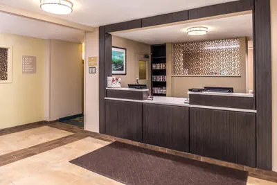 Photo 4 - Candlewood Suites Kansas City by IHG