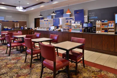 Photo 5 - Holiday Inn Express & Suites Pittsburg by IHG