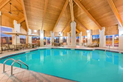 Photo 4 - Baymont by Wyndham Rolla