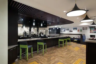 Photo 5 - Holiday Inn Joplin by IHG