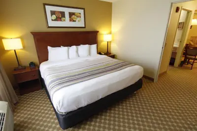 Photo 4 - Country Inn & Suites by Radisson, Crystal Lake, IL