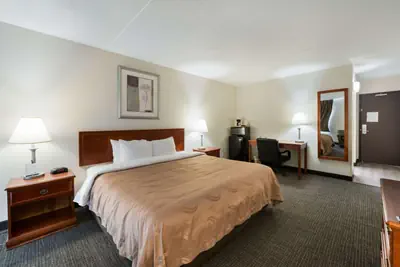 Photo 4 - Quality Inn Bradley- Bourbonnais