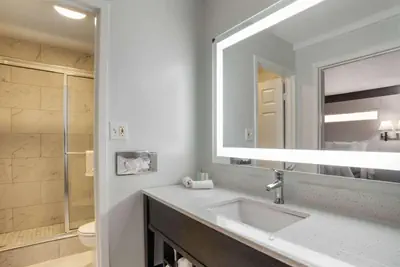 Photo 5 - Baymont by Wyndham Montgomery AL