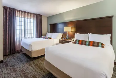 Photo 4 - Staybridge Suites Davenport by IHG