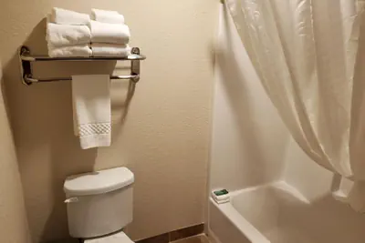 Photo 3 - Cobblestone Inn & Suites Maryville