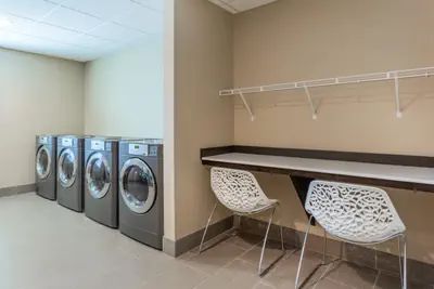 Photo 5 - Candlewood Suites - Davenport by IHG