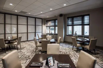 Photo 3 - Magnolia Hotel Downtown Dallas