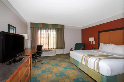 Photo 5 - La Quinta by Wyndham Denver Southwest Lakewood