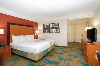 Photo 4 - La Quinta by Wyndham Denver Southwest Lakewood