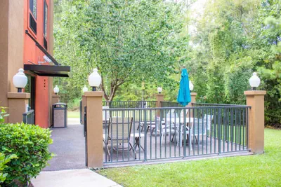 Photo 2 - Best Western Plus Richmond Hill Inn