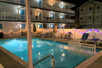 Photo 5 - Bird of Paradise Motel