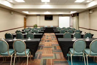 Photo 3 - Hotel Indigo Chicago - Vernon Hills by IHG