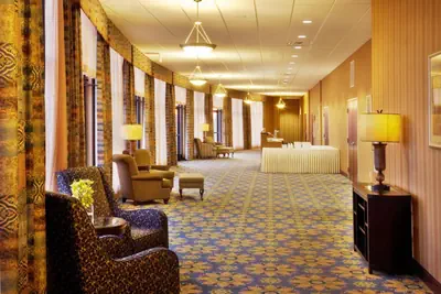 Photo 3 - Holiday Inn Quincy by IHG