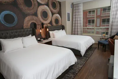 Photo 2 - Hotel Indigo Naperville Riverwalk by IHG