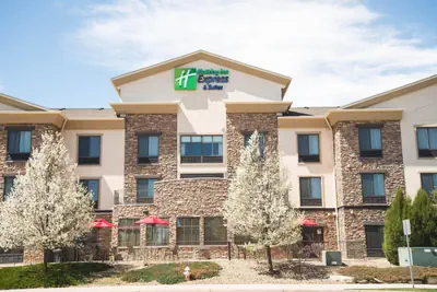 Photo 3 - Holiday Inn Express Hotel & Suites Loveland by IHG