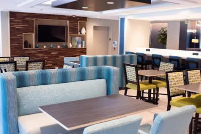 Photo 3 - Holiday Inn Express Hotel & Suites Conover - Hickory Area by IHG