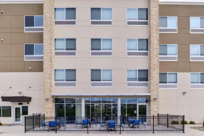 Photo 4 - Holiday Inn Express & Suites - Kansas City - Lee's Summit by IHG