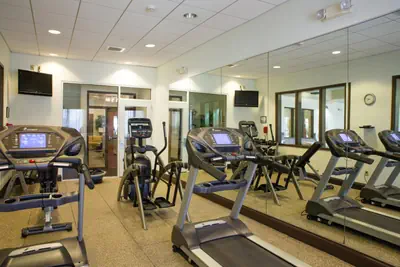 Photo 5 - Holiday Inn Hotel & Suites Bloomington Airport by IHG