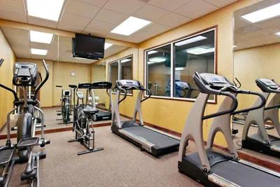 Photo 2 - Holiday Inn Express & Suites Malvern by IHG