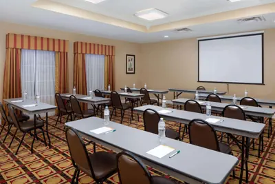 Photo 5 - La Quinta by Wyndham Macon West