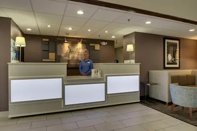 Photo 3 - Holiday Inn Express Hotel & Suites Lebanon by IHG